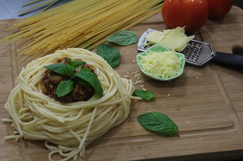 spaghetti bolognese