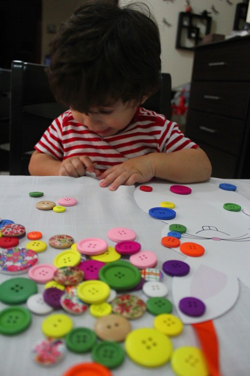 buttons bunny - DIY easter door hanger