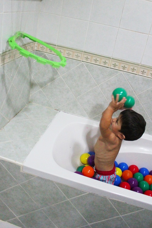 bathtub basketball
