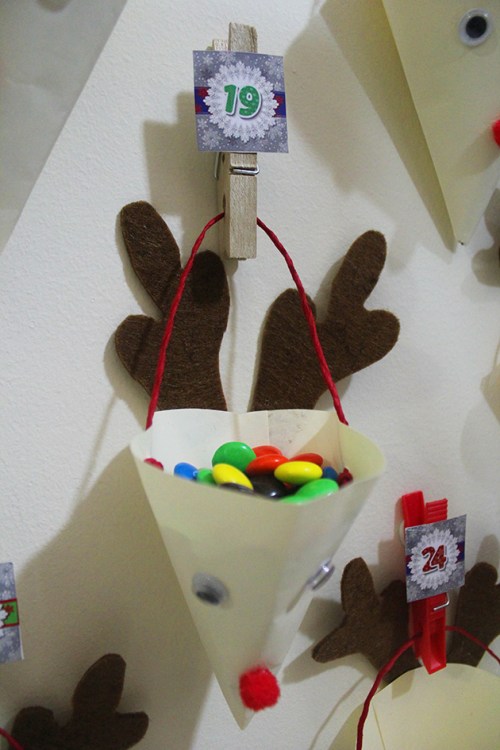 advent calendar reindeer