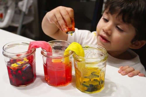 mixing colors experiment