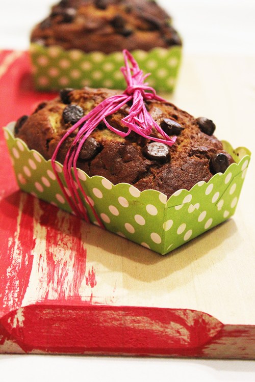 Banana chocolate chip cake