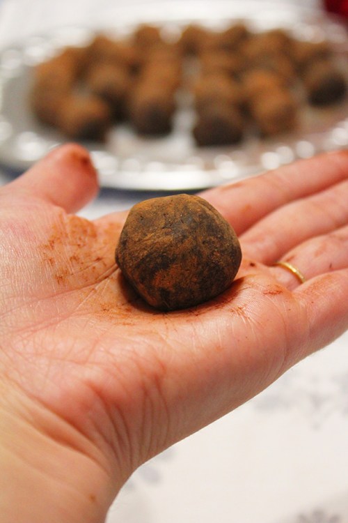dark chocolate & whiskey truffle