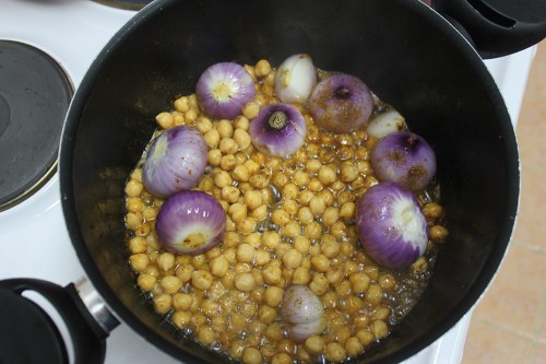chick peas and onions