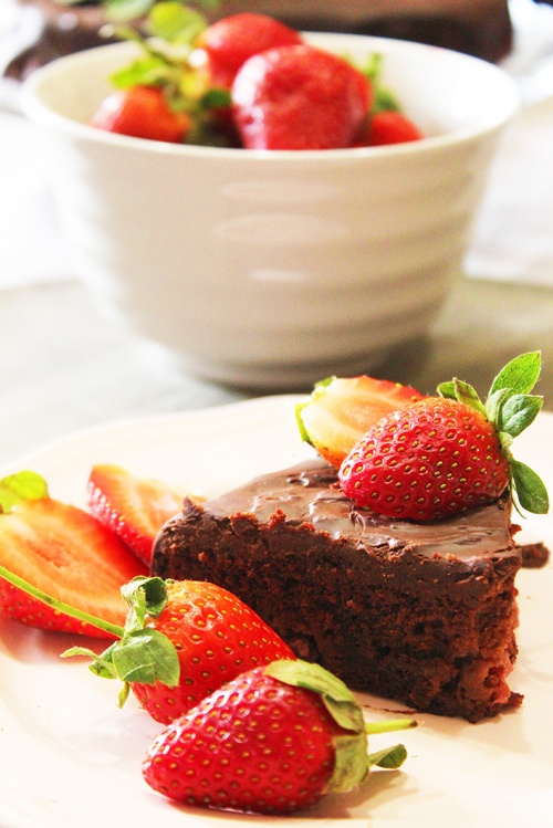 chocolate strawberry cake 5