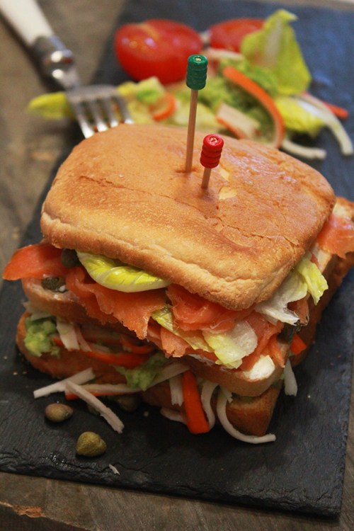 smoked salmon and crab sandwich|marmite et ponpon