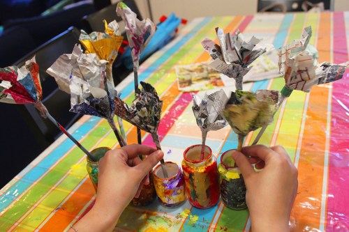 20- Magazine flowers & food jar vase - recycling craft|marmite et ponpon