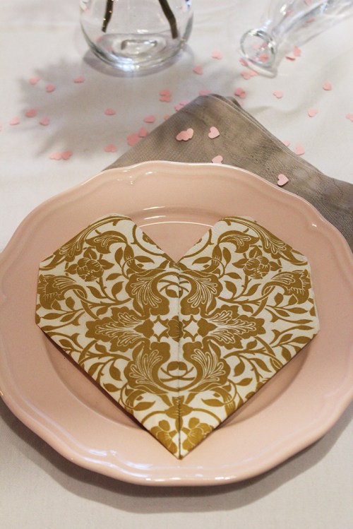 napkin-folding-heartmarmite-et-ponpon